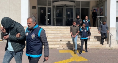 Oyun konsolu satma bahanesiyle vatandaşları dolandıran 3 şüpheli yakalandı