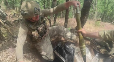 Pençe Operasyonu'nda teröristlere ait tanksavar mühimmatı ele geçirildi