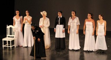 Tiyatro Festivali sona erdi