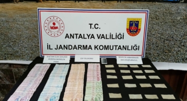 Uyuşturucu satıcısı Jandarmaya yakalandı