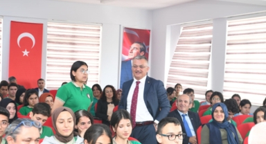 Vali’nin AHENK turları sürüyor