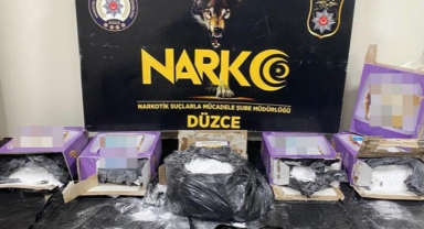 Yolcu otobüsünde 25 kilo metamfetamin ele geçirildi; 2 gözaltı