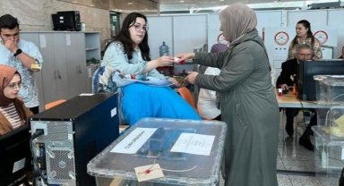 Yurt dışında 1 milyon 889 bin 398 seçmen oy kullandı