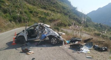 30 metreden yuvarlanan otomobildeki karı-kocadan sonra kızları da öldü