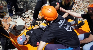 7'nin üzerinde deprem beklenen Bingöl'de yeni arama-kurtarma ekibi kuruldu