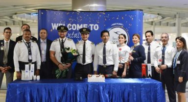 Abu Dhabi'den gelen misafirlere heyecanlı karşılama