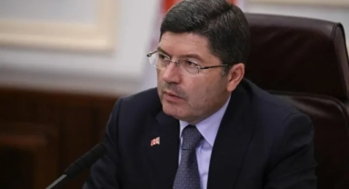 Adalet Bakanı Tunç: Darbe anayasası demokratik ülkeye yakışmaz