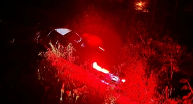 AK Parti Grup Başkanvekili Yenişehirlioğlu ve oğlu Afyonkarahisar'da trafik kazasında yaralandı