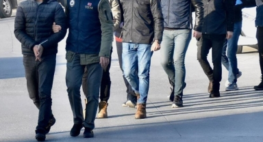 Ankara merkezli 8 ilde FETÖ'nün 