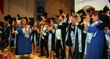 AÜ'de 188 hemşire yemin ederek mesleğe ilk adımı attı