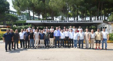 Bakan Ersoy taksicilerle bayramlaştı