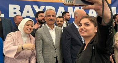 Bakan Uraloğlu, Trabzon’da bayramlaşma törenine katıldı