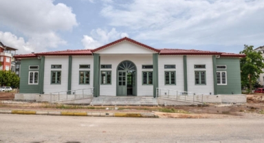 Bir Kütüphane'de Yükseliş Mahallesi’ne