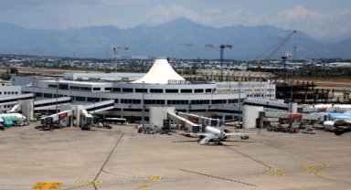 Büyüyen havalimanında eşzamanlı çalışmalar