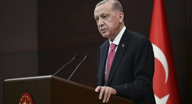 Cumhurbaşkanı Erdoğan'dan LGS tercihi yapacak depremzede öğrencilere ek kontenjan müjdesi