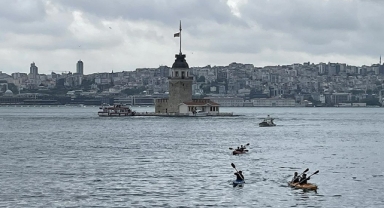 Dalgıçlar Kız Kulesi çevresinde dip temizliği yaptı