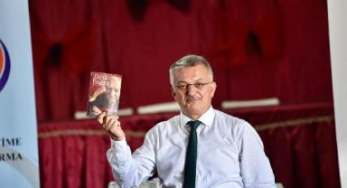 'En çok kitap okunan şehrin Antalya olmasını istiyorum'