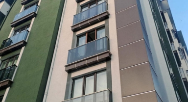 Evinin penceresinden düşen epilepsi hastası, ağır yaralandı