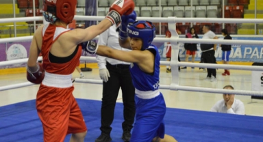 Gençler B Türkiye Boks Şampiyonası, Erzurum'da devam ediyor