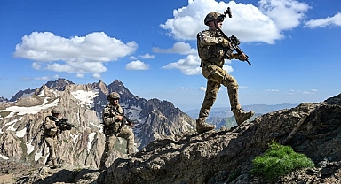 Güvenlik güçleri, zorlu coğrafyada görev başında