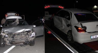 İki otomobil çarpıştı: 12 yaralı