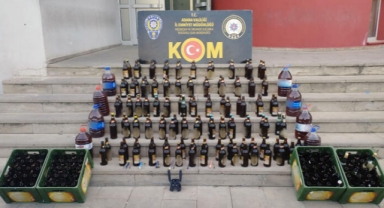 İmalathaneye dönüştürülen evde 703 litre sahte içki ele geçirildi