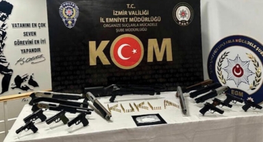 İzmir merkezli operasyonda 4 ilde 28 gözaltı 