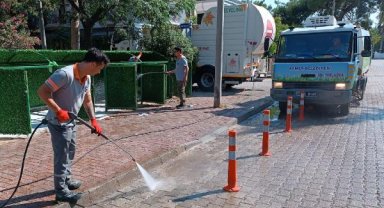 Kemer'de bayram temizliği
