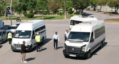 Kemer'de kaçak taşımacılara sıkı denetim