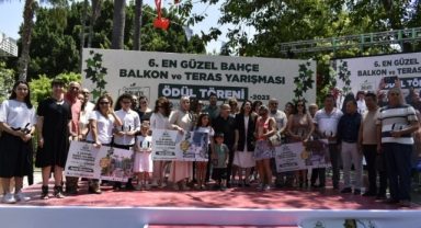 Kenti güzelleştiren  balkonlara ödül