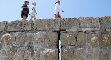 Mendirekteki çatlaklar, 1 yılda 6 santimetre genişledi
