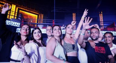 Müzik yasağı kalktı, eğlence mekanları doldu