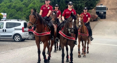 Ormanıda atlı polislerden denetim