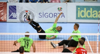 Oturarak Voleybol Süper Ligi'nde Karadeniz Ereğli Belediyespor şampiyon oldu