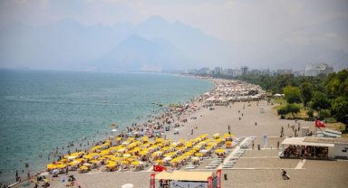 Sahilde bayram yoğunluğu