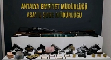 Silah ticareti yapanlara yönelik operasyonda 6 kişi yakalandı