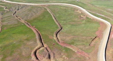 Sınıra duvar örüldü, göçmen kaçakçıları rota değiştirdi
