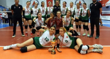 Sultanlar Antalya ikincisi