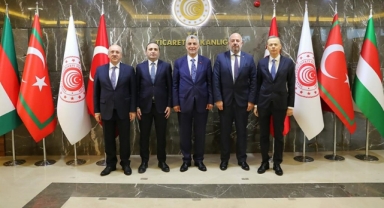 Ticaret Bakanı Bolat, bakan yardımcıları ve amirlerle ilk toplantısını yaptı