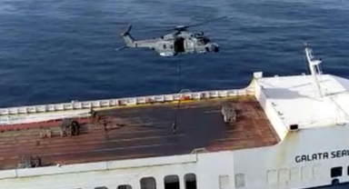 Türk bayraklı ‘Galata Seaways’ gemisine müdahale edildi, 25 kişi emniyete alındı