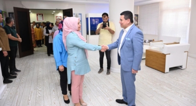 Tütüncü, personelle bayramlaştı