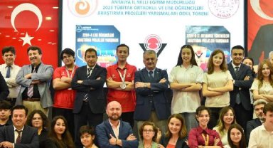 Vali Yazıcı: Antalya olarak gururlanıyoruz