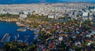 Yabancılar konut yatırımını en çok Antalya'ya yaptı