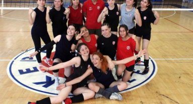 Yıldız kızların son şampiyonluk adımı