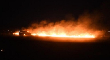 100 dönüm buğday ekili alan yandı