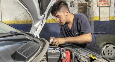 80 bin lira diş tedavi parasını biriktirmek için okulu bırakıp işe girdi