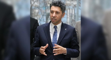 AK Parti Adana İl Başkanı Mehmet Ay görevinden istifa etti