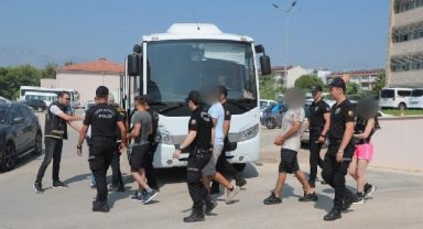 Antalya'da aranan 101 kişi yakalandı