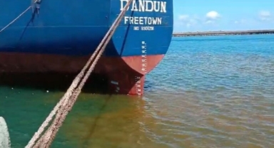 Atık döken gemiye yüklü ceza!