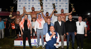 Güreşin kalbi Feslikan’da attı